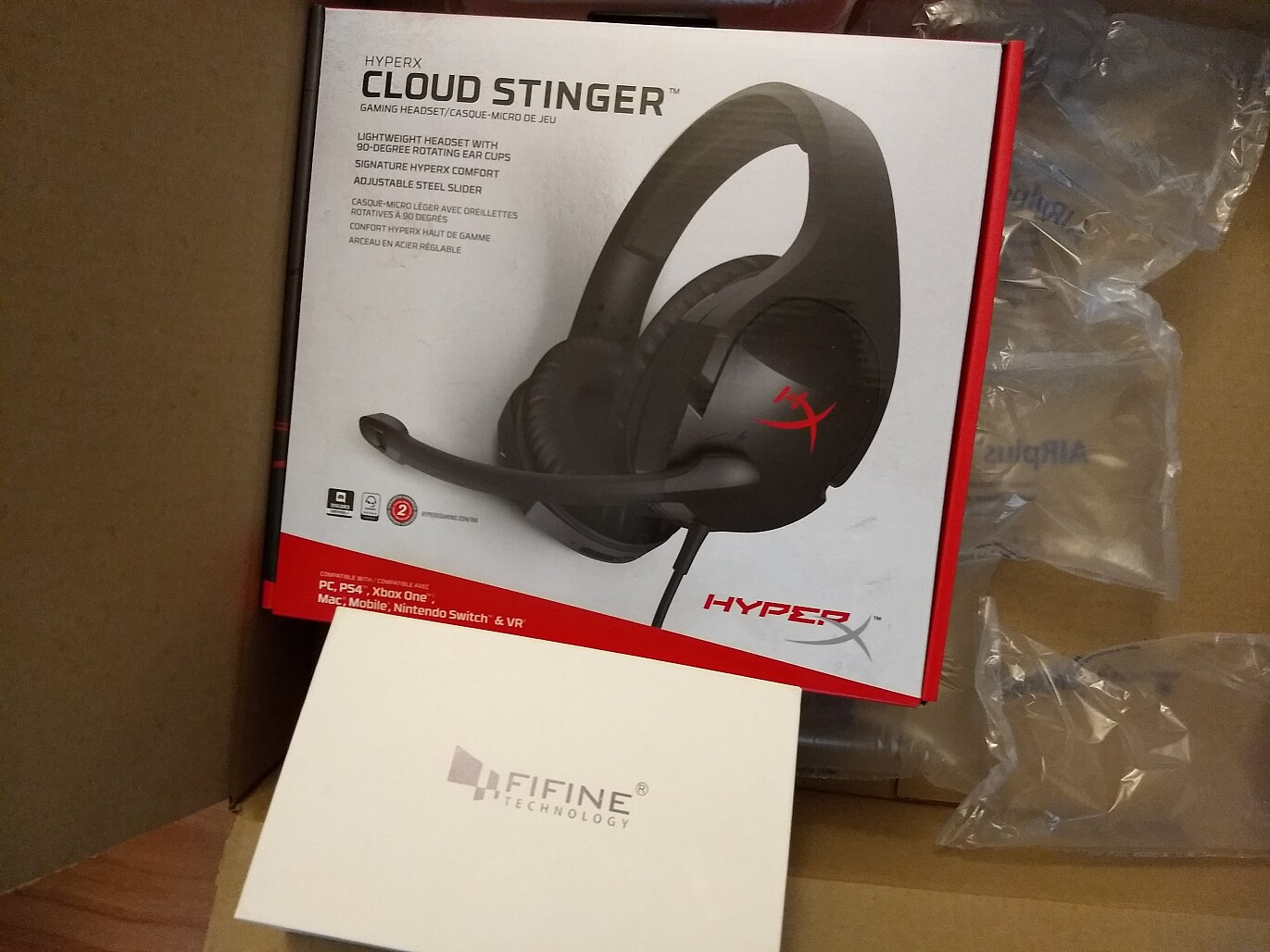 HyperX Cloud Stinger headset box 202104 vcM2C-s1200