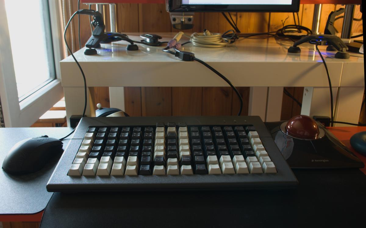 Access-IS 120-key grid keyboard 2014 davkol