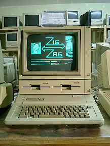 Apple IIe w monitor 5b7bd-s217x289