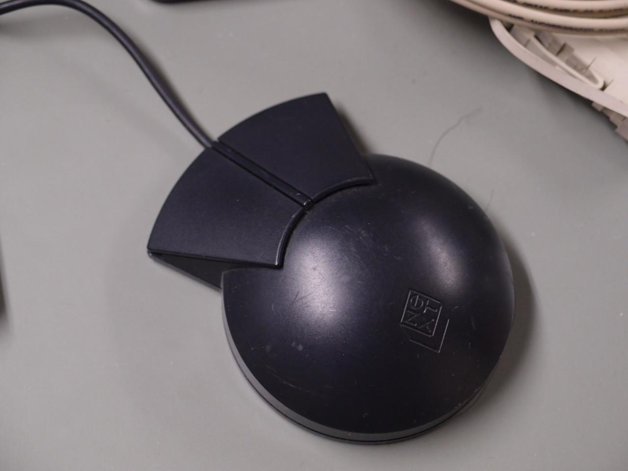 NeXT adb mouse 37064