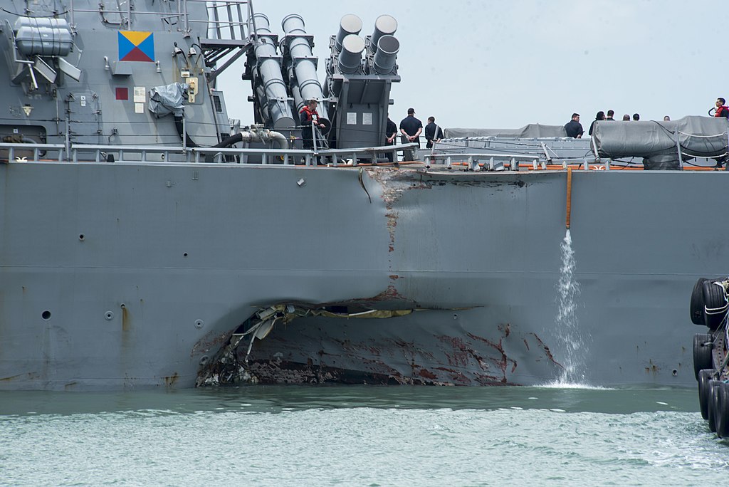 USS John S McCain DDG 56 damage 9wy2v