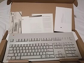 Apple extended keyboard 1987 2de64-s250