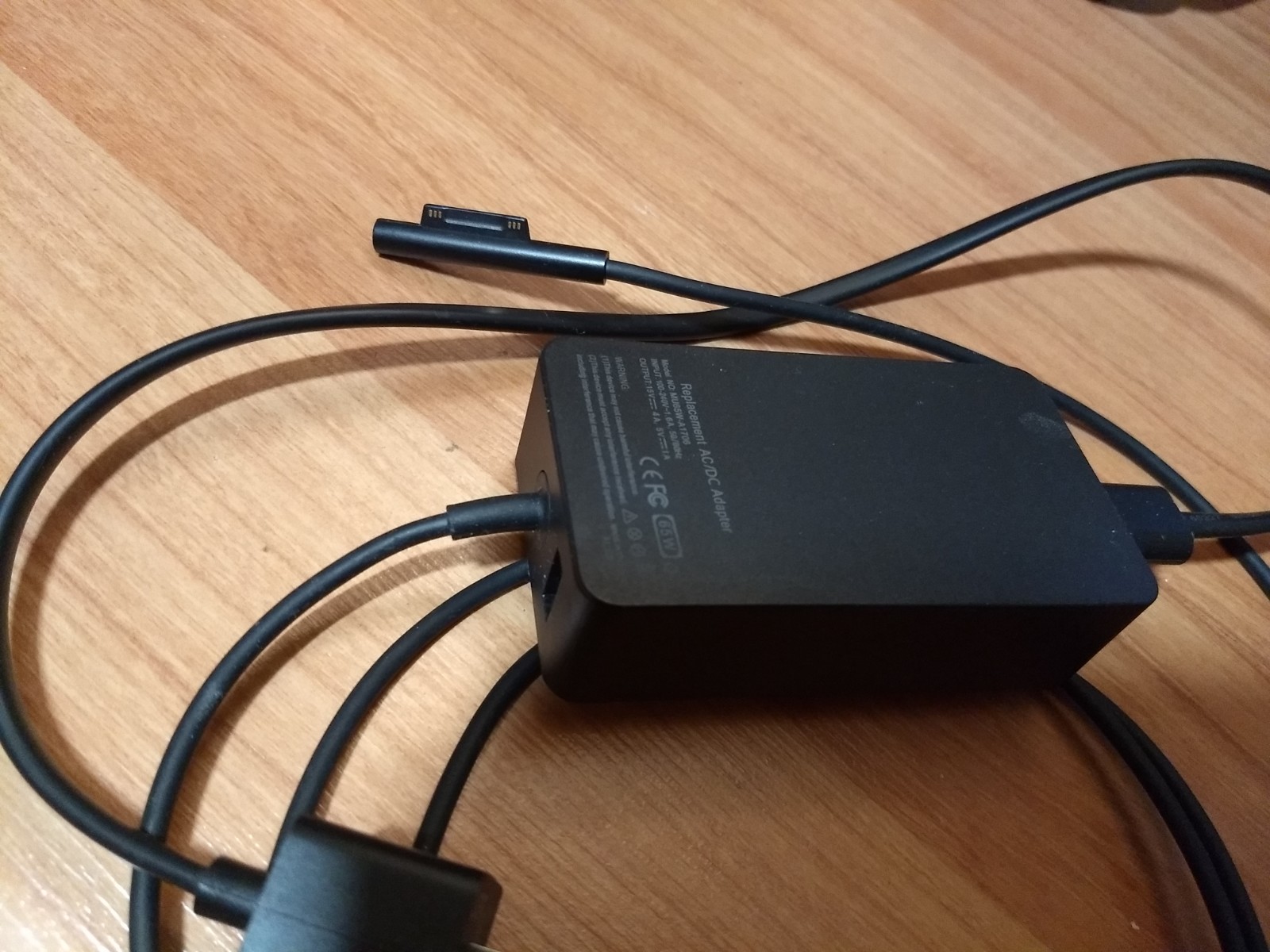 ms surface pro charger 20230507 nC4GF