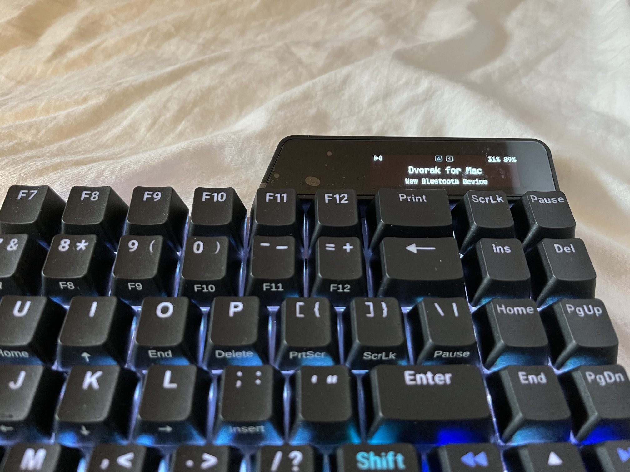 uhk80 2025-10 kR5Vy-50