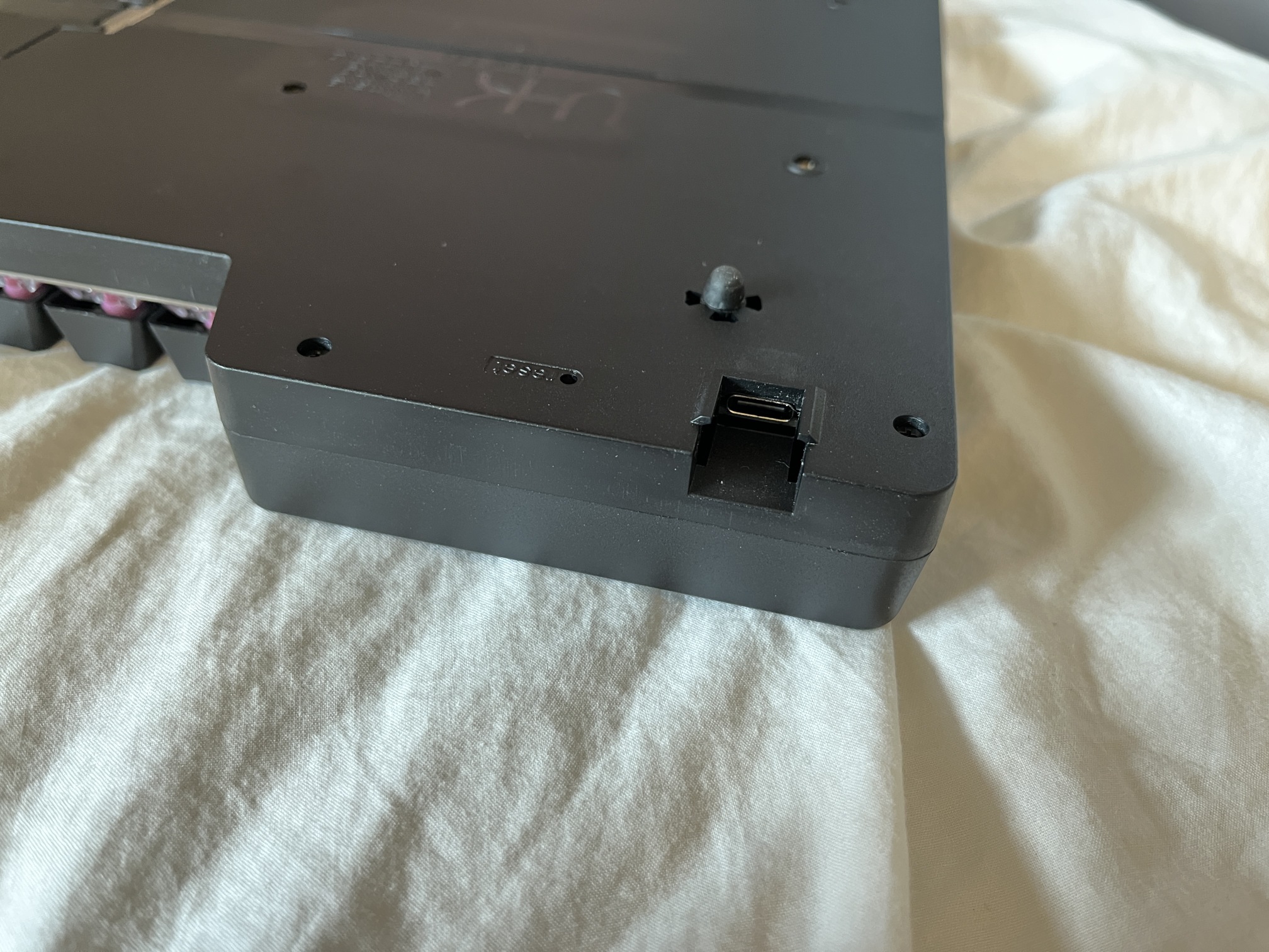 uhk80 2025-10 zrSkh-50