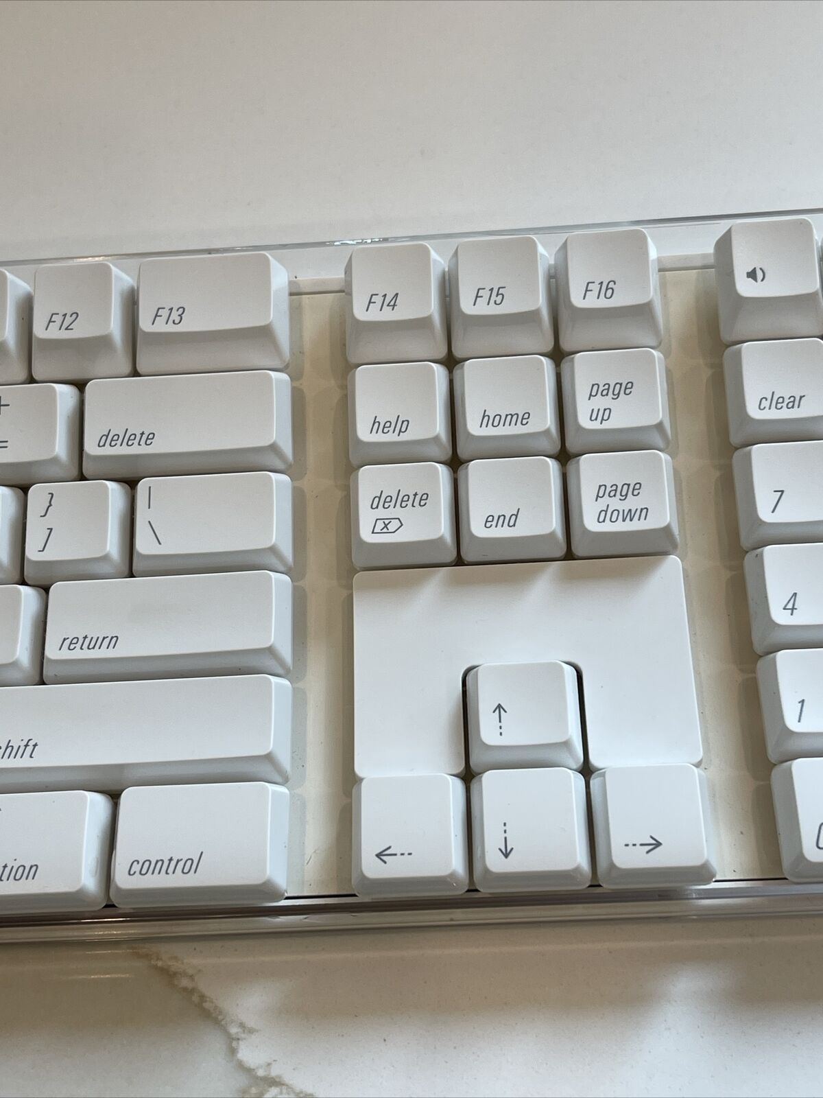 Apple Wireless Keyboard A1016 arrows