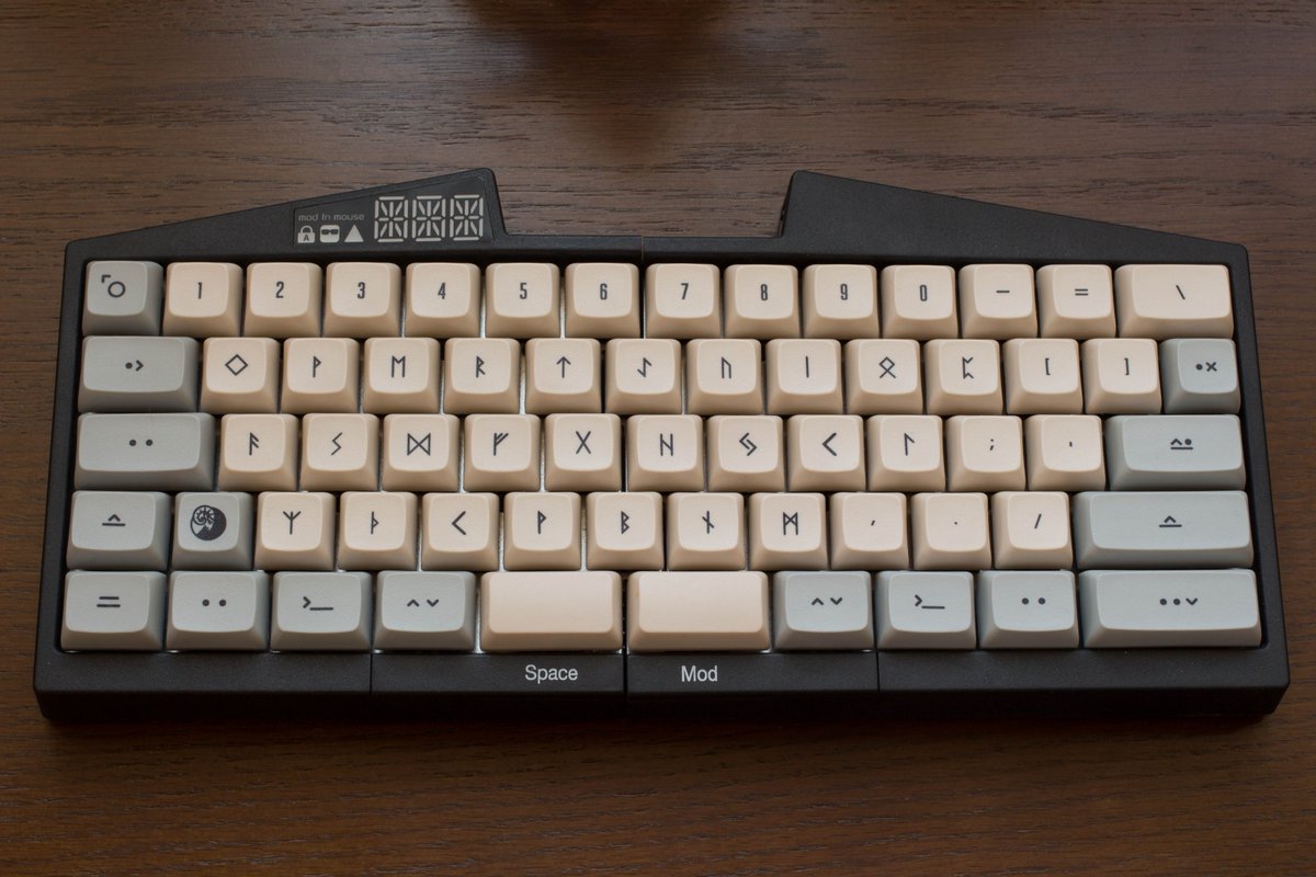 Ultimate Hacking keyboard ab16c