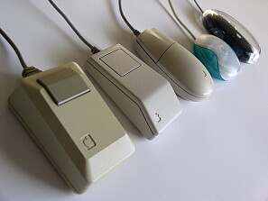 Apple_mouses_1984_to_2000-s250