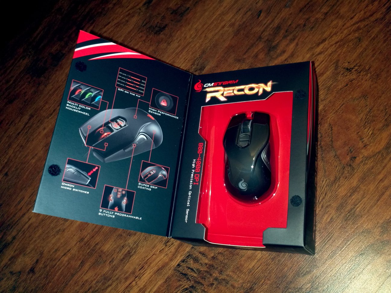 CM Recon mouse 2015 box cover open