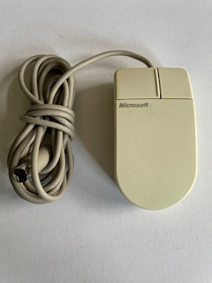 Microsoft ps2 mouse yj9V