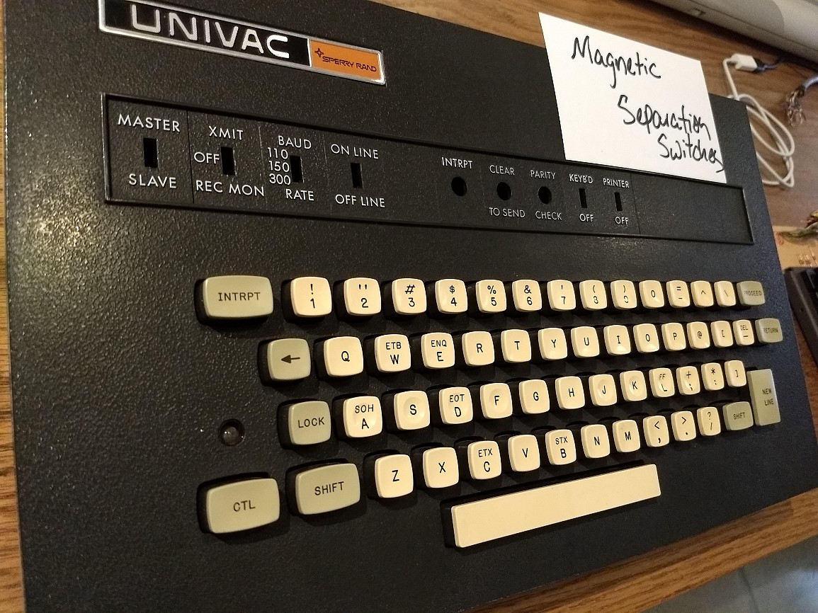 Univac F-1355-00 keyboard 201711 13815-s1000