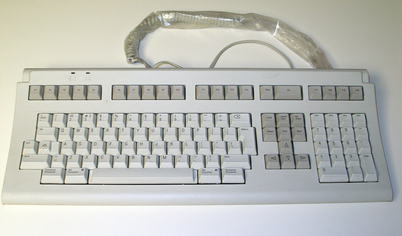 VAXstation LK401-AA Keyboard M9kpK-s1000