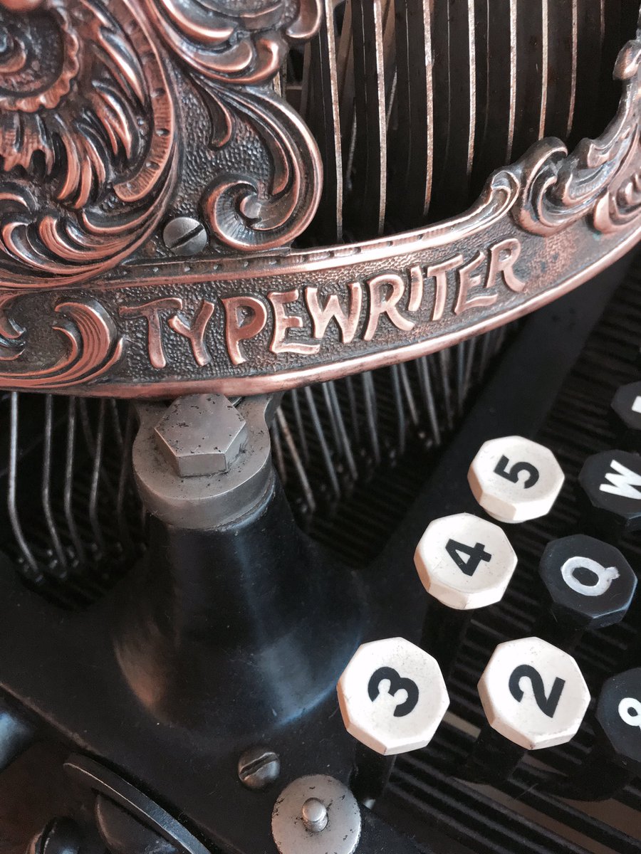 royal bar-lock typewriter 88470